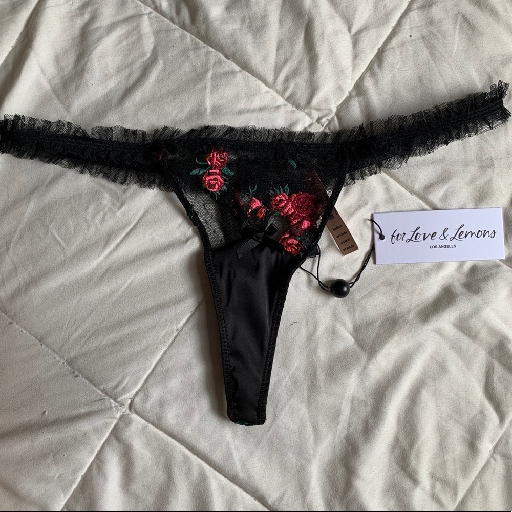 🌹 VS rose thong 🌹